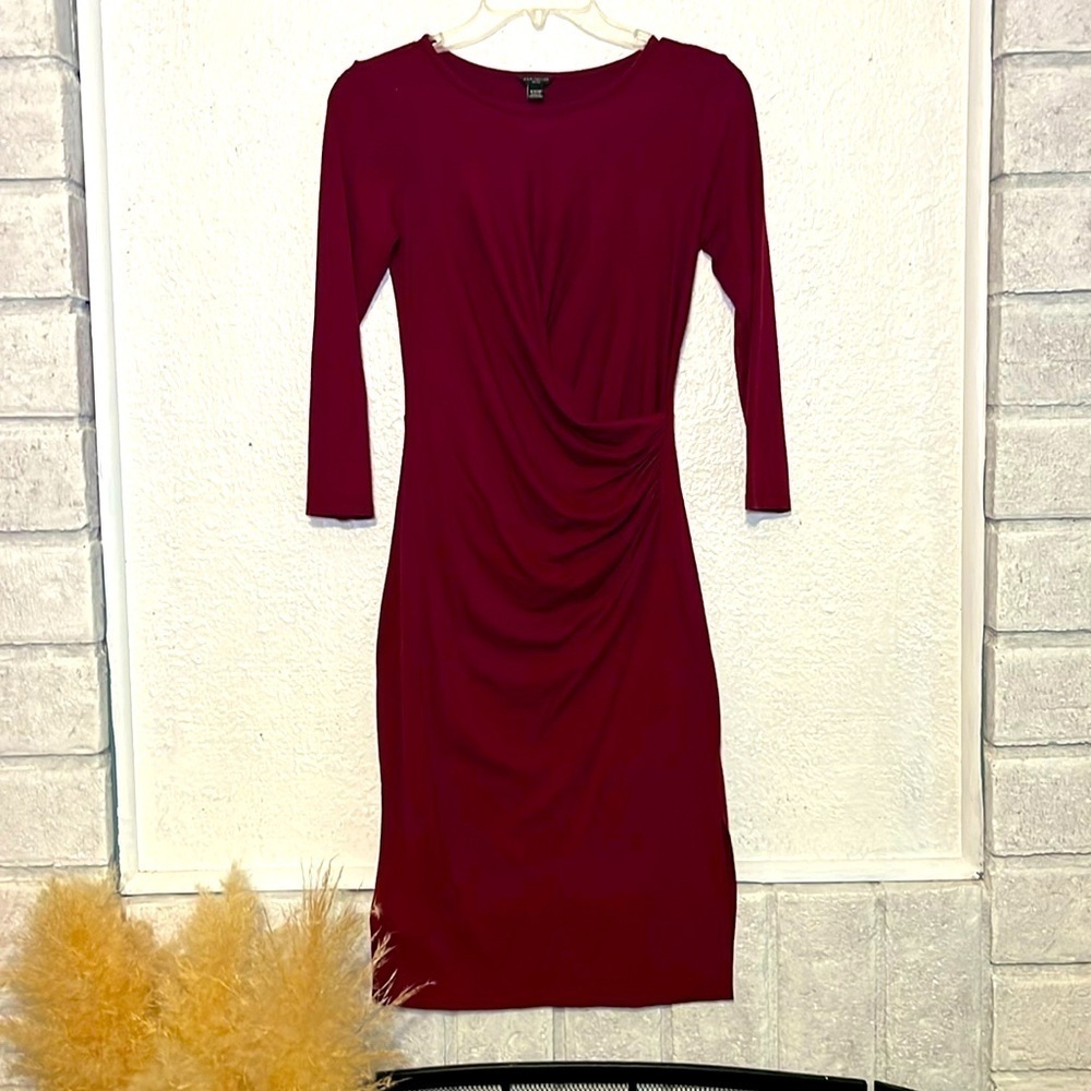 Ann Taylor, maroon body contour dress size petite XXS